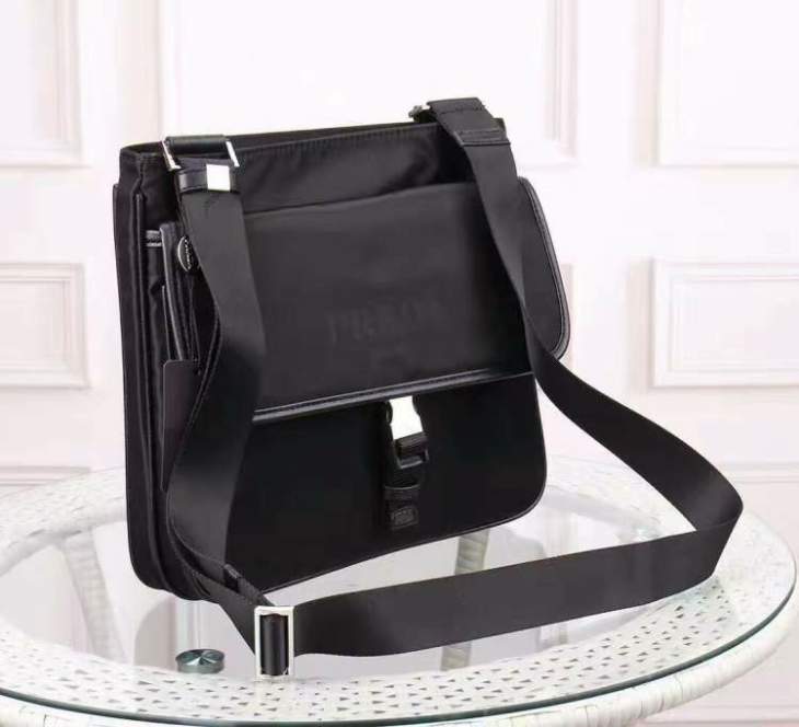 Picture of Prada Mens Bags _SKUfw167296065fw